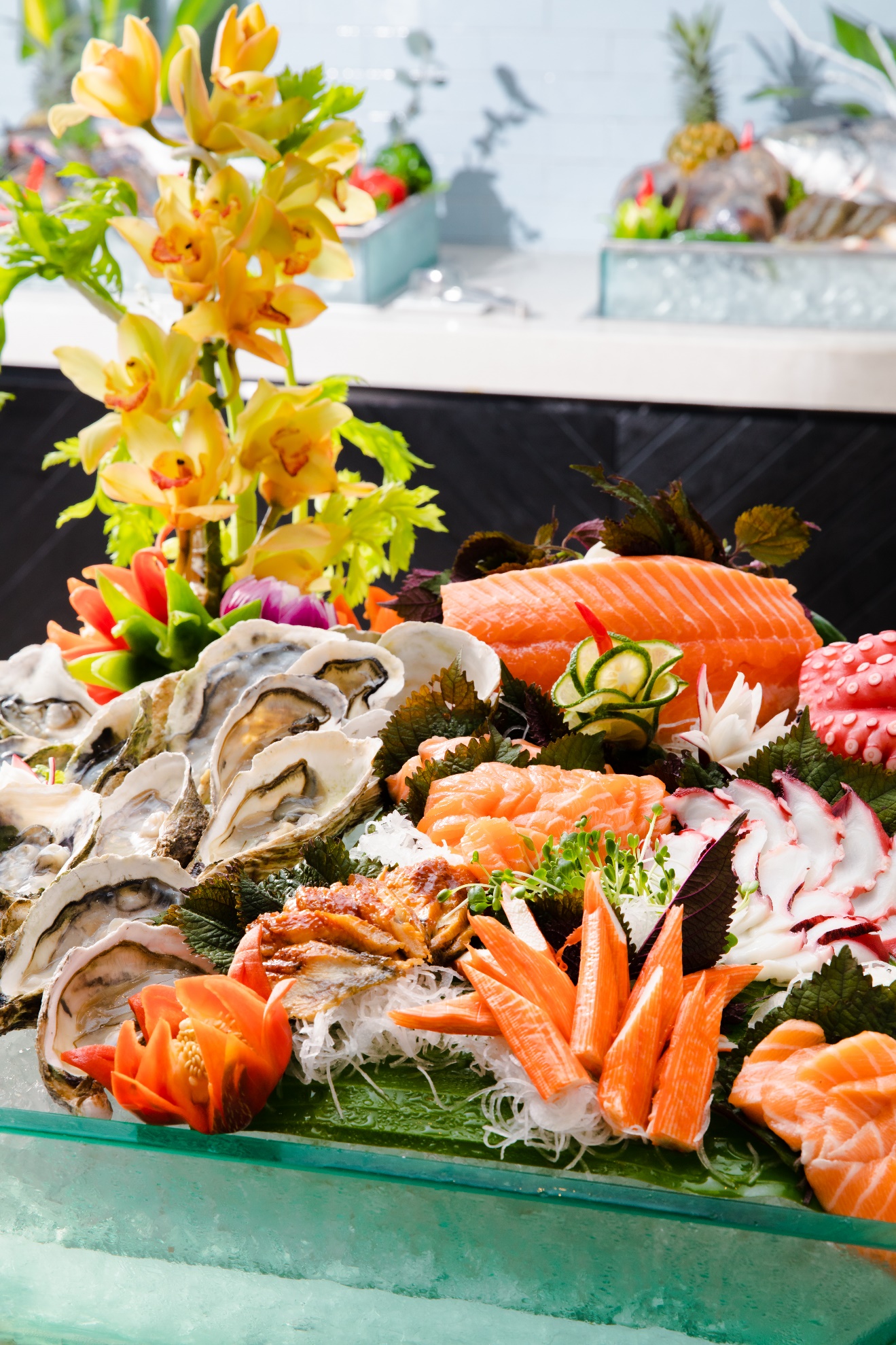 Dàn sao Food-reviewer “đổ bộ” tiệc Seafood Buffet tại Hyatt Regency West Hà  Nội