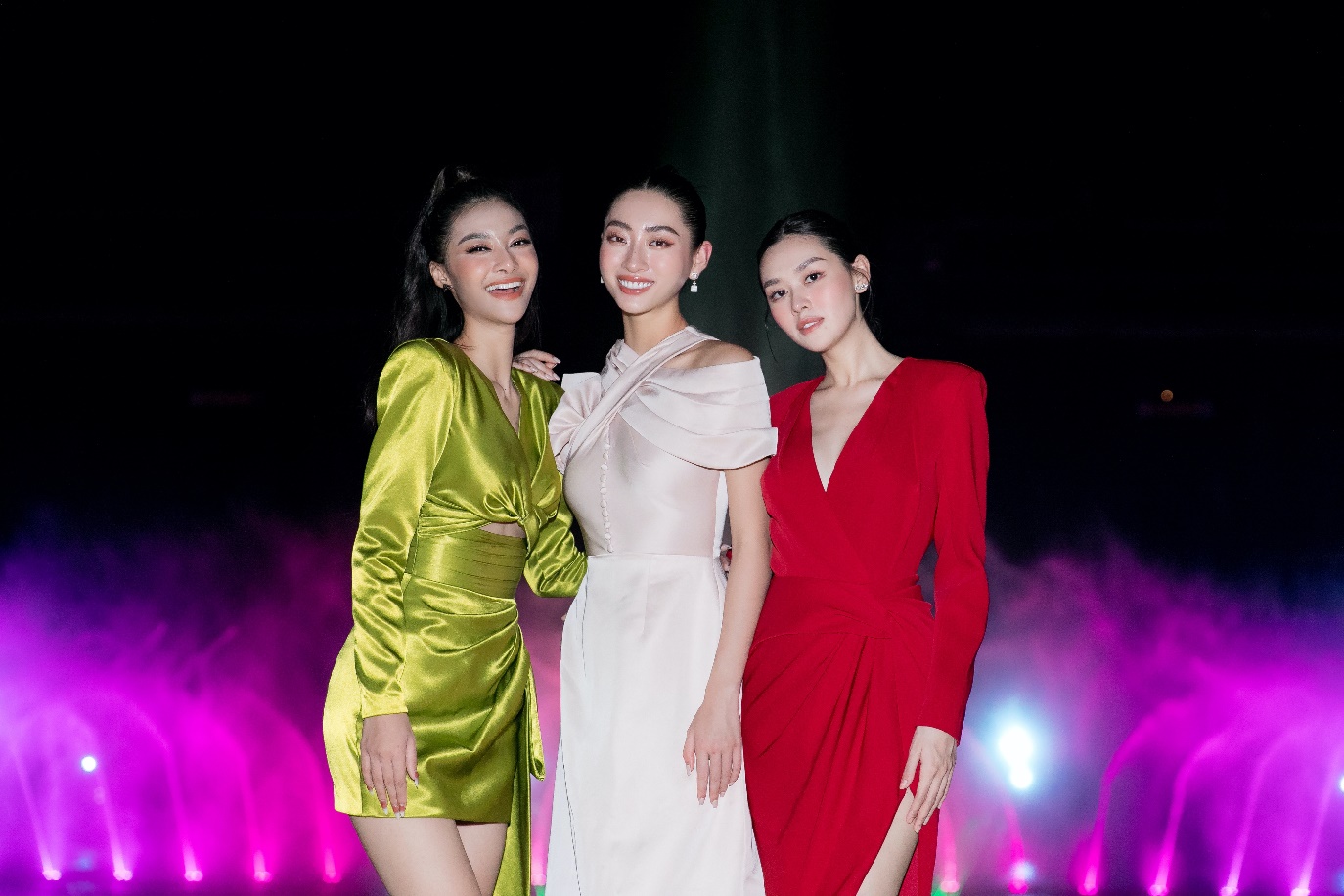 Top 3 Miss World Vietnam 2019 trải nghiệm MerryLand Quy Nhơn - Ảnh 11.