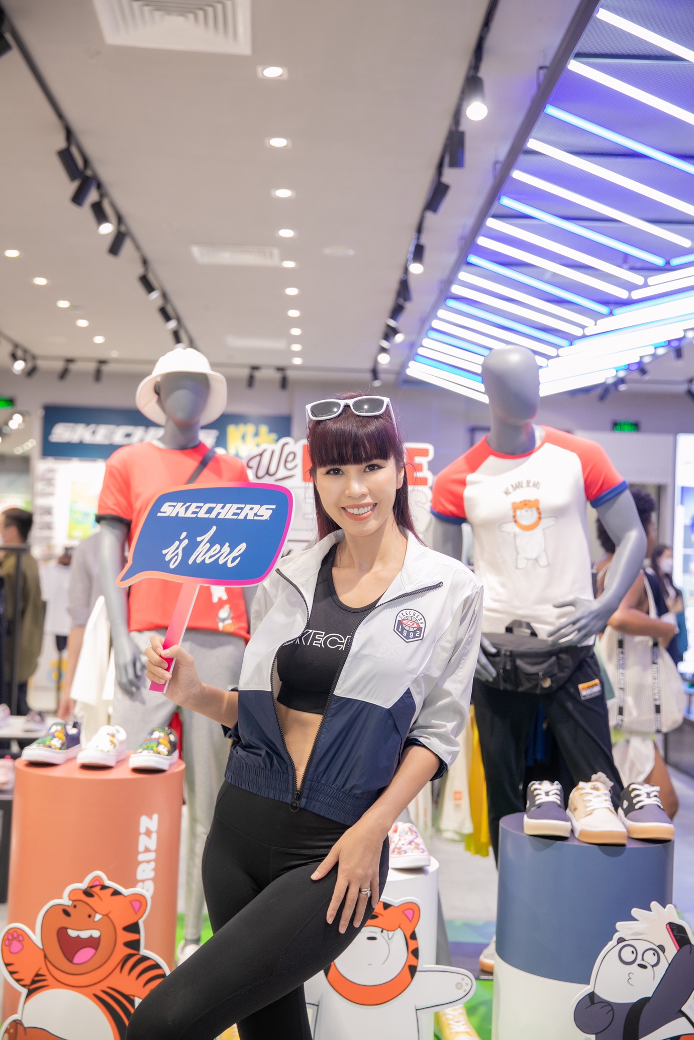 Có gì hot bên trong cửa hàng concept mới khai trương của nhà Skechers khiến dân tình ồ ạt check-in - Ảnh 5. Có gì hot bên trong cửa hàng concept mới khai trương của nhà Skechers khiến dân tình ồ ạt check-in - Ảnh 5.
