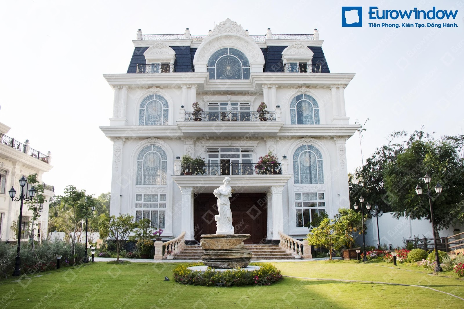 Eurowindow là Nhà tài trợ chính Triển lãm Vietbuild Hồ Chí Minh 2022 - Ảnh 4.