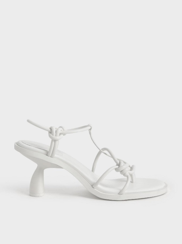 Ninh Dương Lan Ngọc rạng rỡ với phụ kiện CHARLES & KEITH - Ảnh 5. Ninh Dương Lan Ngọc rạng rỡ với phụ kiện CHARLES & KEITH - Ảnh 5.