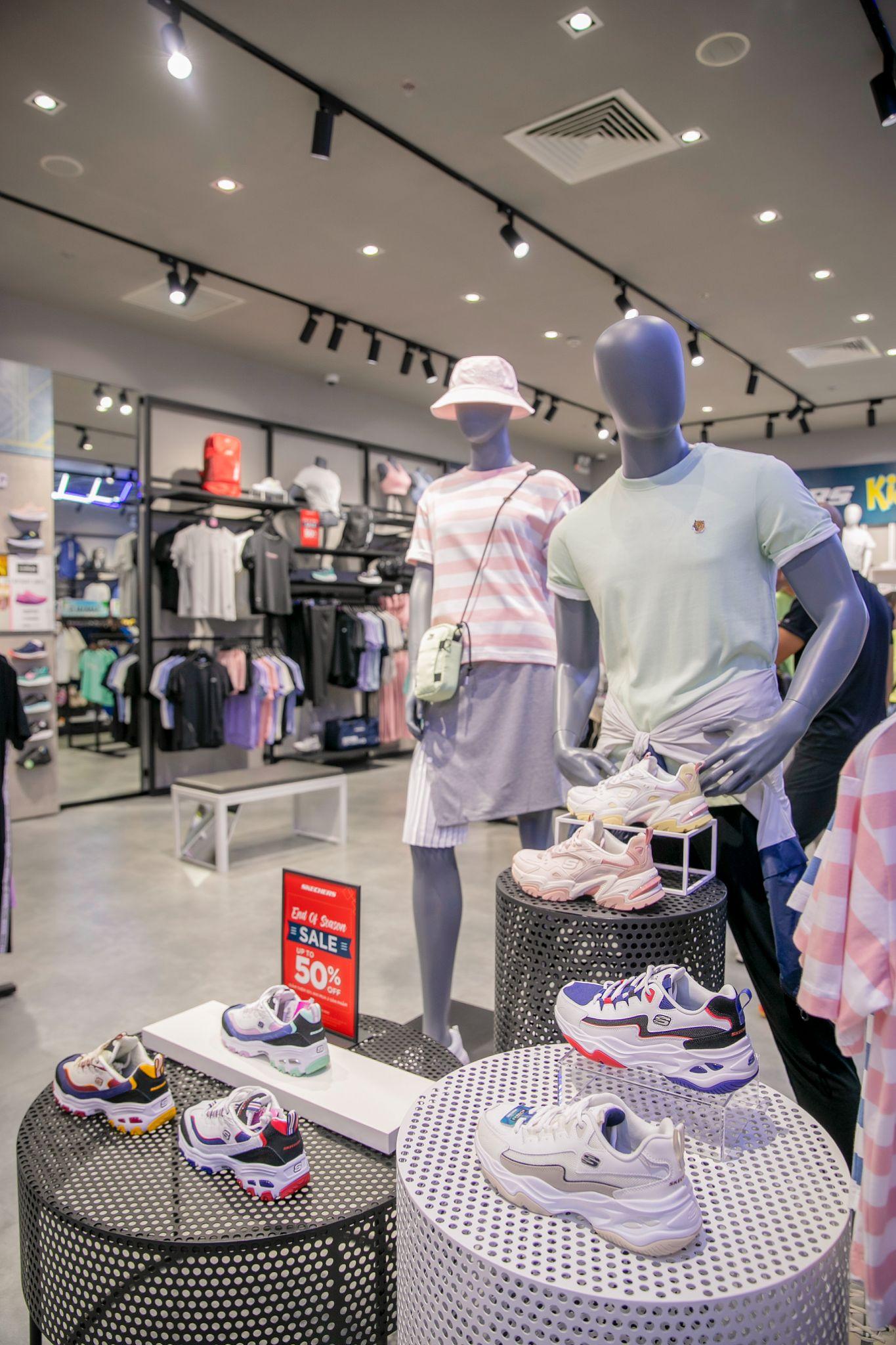 Có gì hot bên trong cửa hàng concept mới khai trương của nhà Skechers khiến dân tình ồ ạt check-in - Ảnh 10. Có gì hot bên trong cửa hàng concept mới khai trương của nhà Skechers khiến dân tình ồ ạt check-in - Ảnh 10.