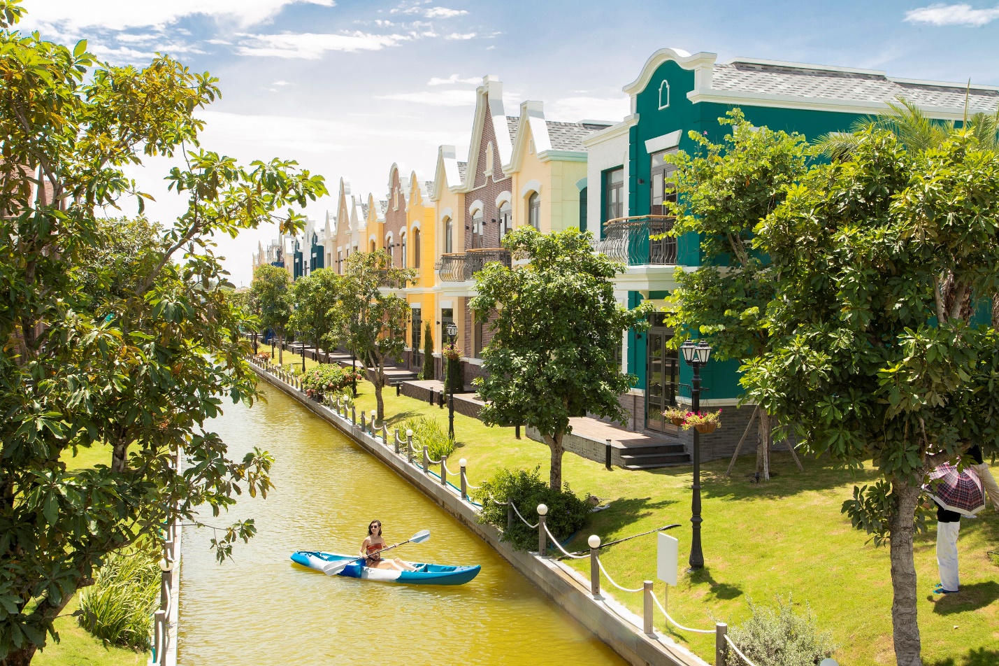 Khám phá Hồ Tràm đa sắc màu theo cách của Cao Thiên Trang và Hà Trúc - Ảnh 4.