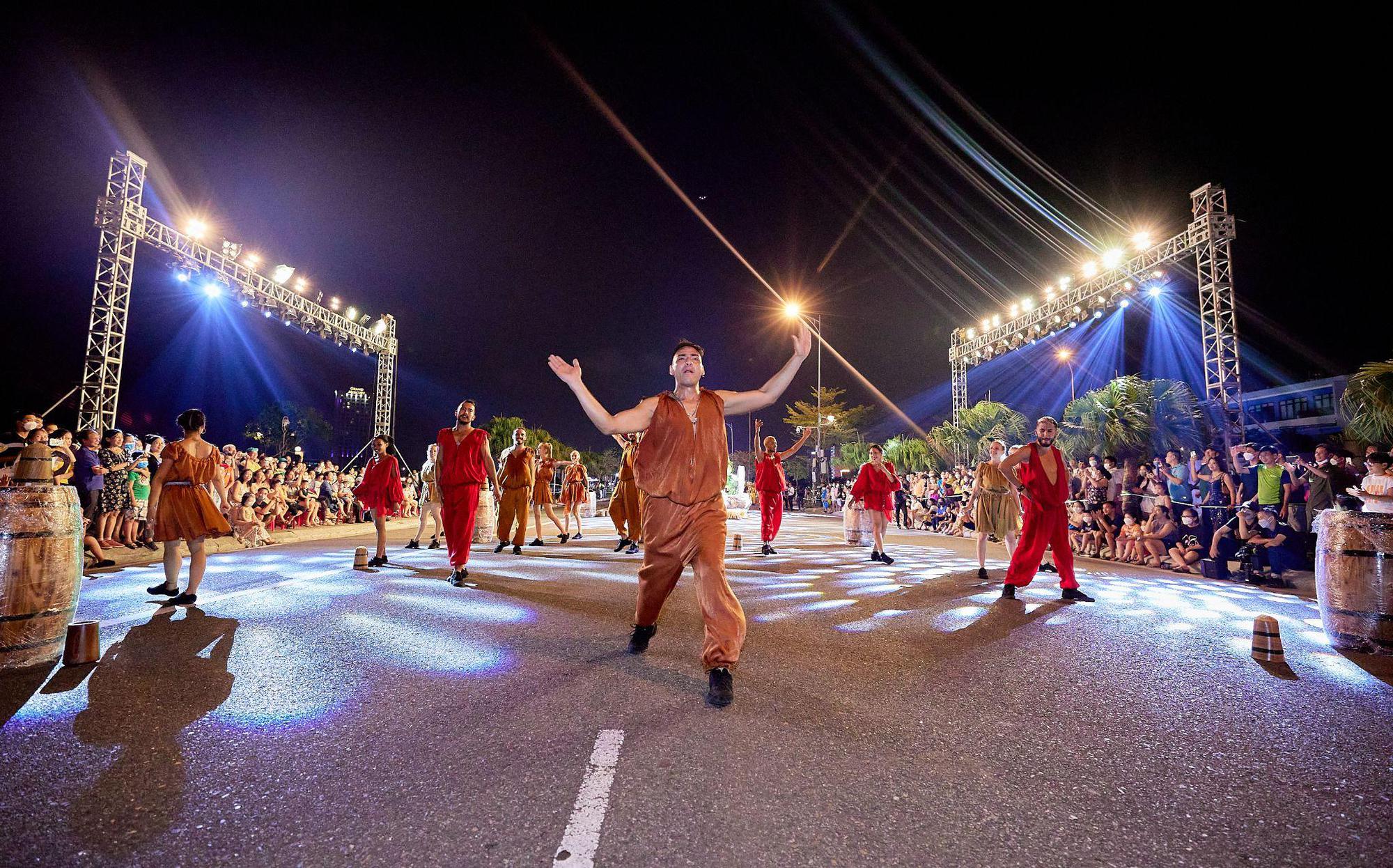 Carnival đường phố Sun Fest thắp sáng Đà Nẵng đêm cuối tuần - Ảnh 7.