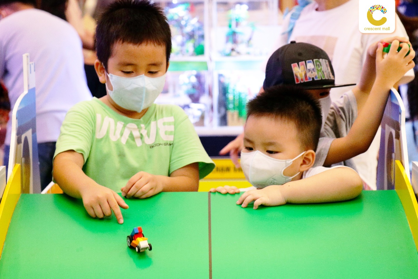 Tháng 6 này, cùng bước vào hành trình sáng tạo - khuấy đảo ngày hè tại Crescent Mall kỷ niệm 90 năm sinh nhật LEGO - Ảnh 3.