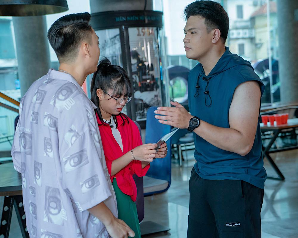 Nhat Anh Trang - MC Mustard challenges to an extreme match at SOJO Hotels: Excitedly waiting for twists - Photo 5. Nhat Anh Trang - MC Mustard challenges to an extreme match at SOJO Hotels: Excitedly waiting for twists - Photo 5.