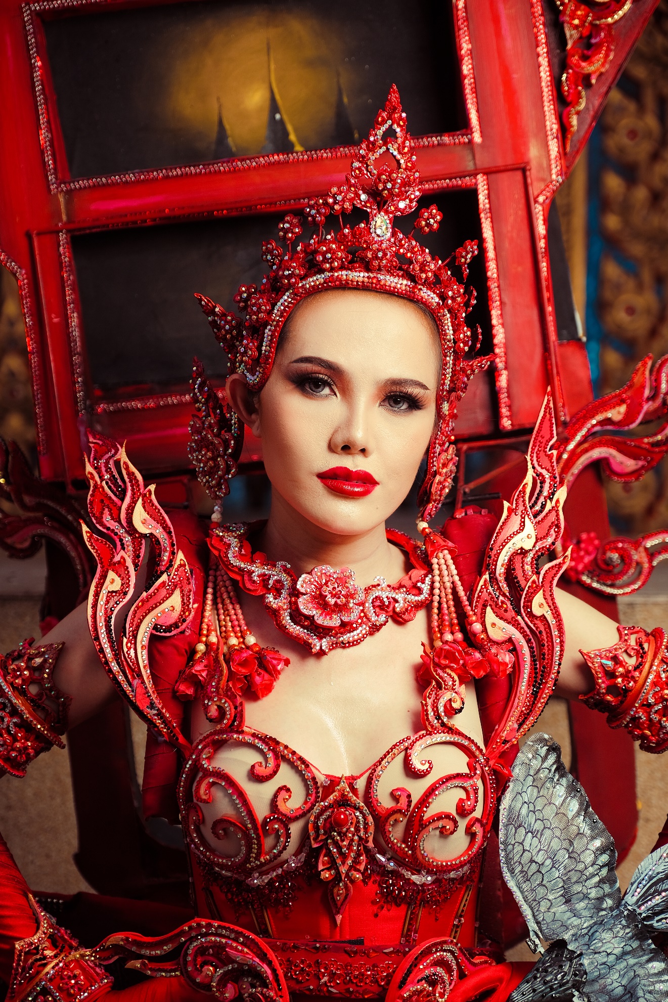 CEO Hương Nam Production House gây sốt cộng đồng mạng với bộ ảnh “National costume” Thái Lan - Ảnh 12.