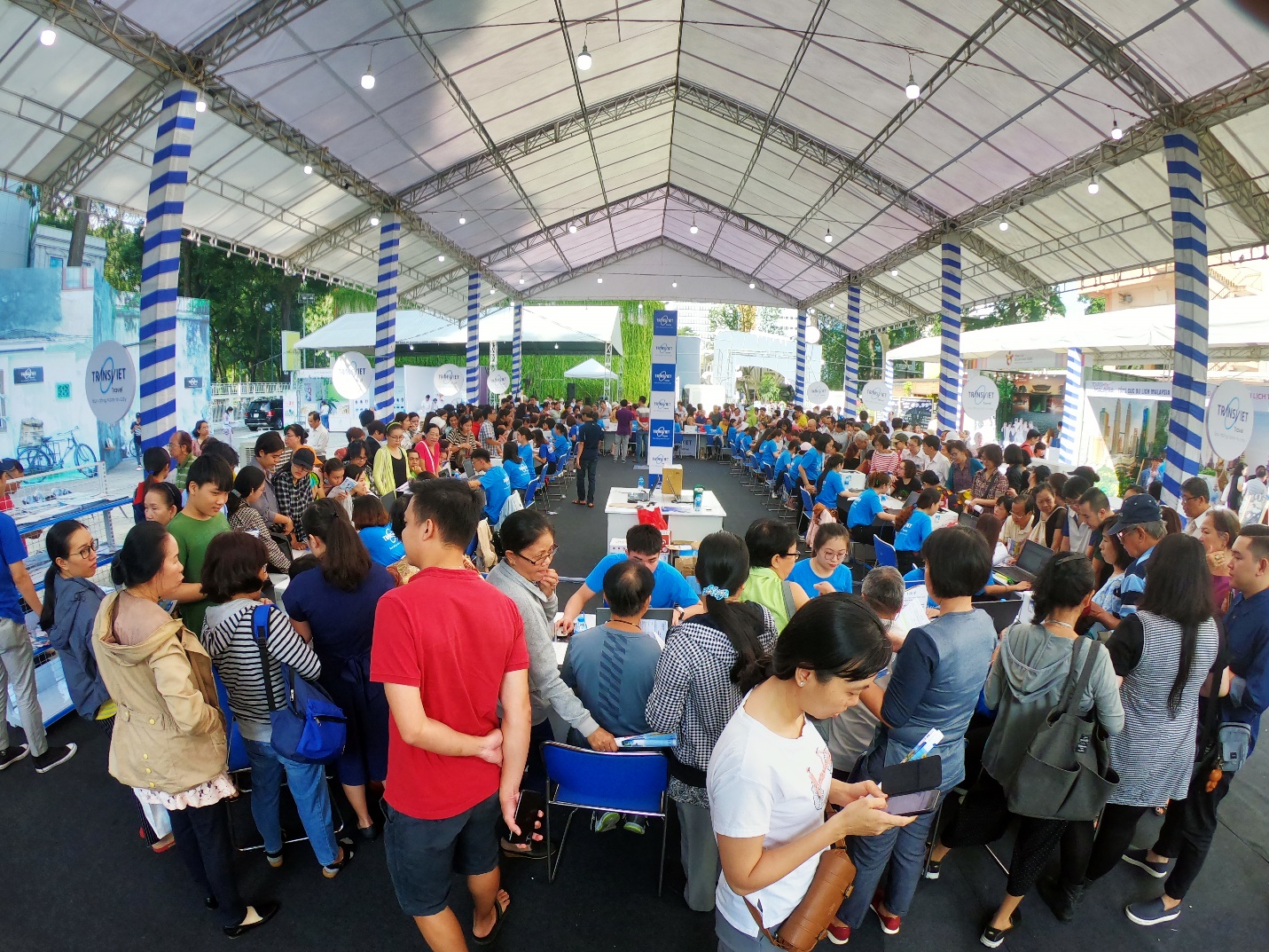 TransViet - Giảm giá tour đến 49,99% tại Ngày hội du lịch - Ảnh 4.