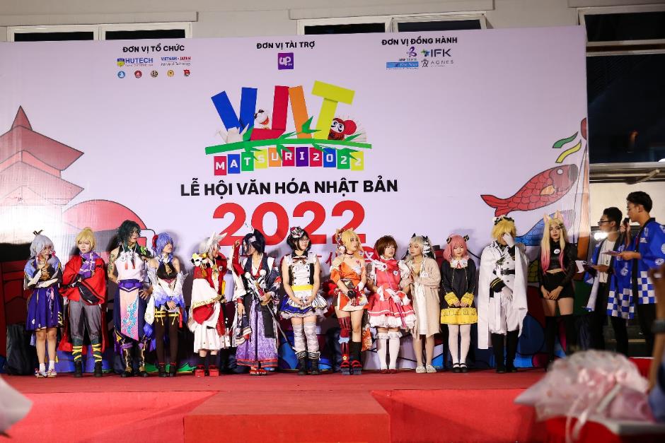 Dàn cosplayer “lên đồ” hút hồn tại Lễ hội Văn hóa Nhật Bản “VJIT Matsuri 2022” - Ảnh 1.