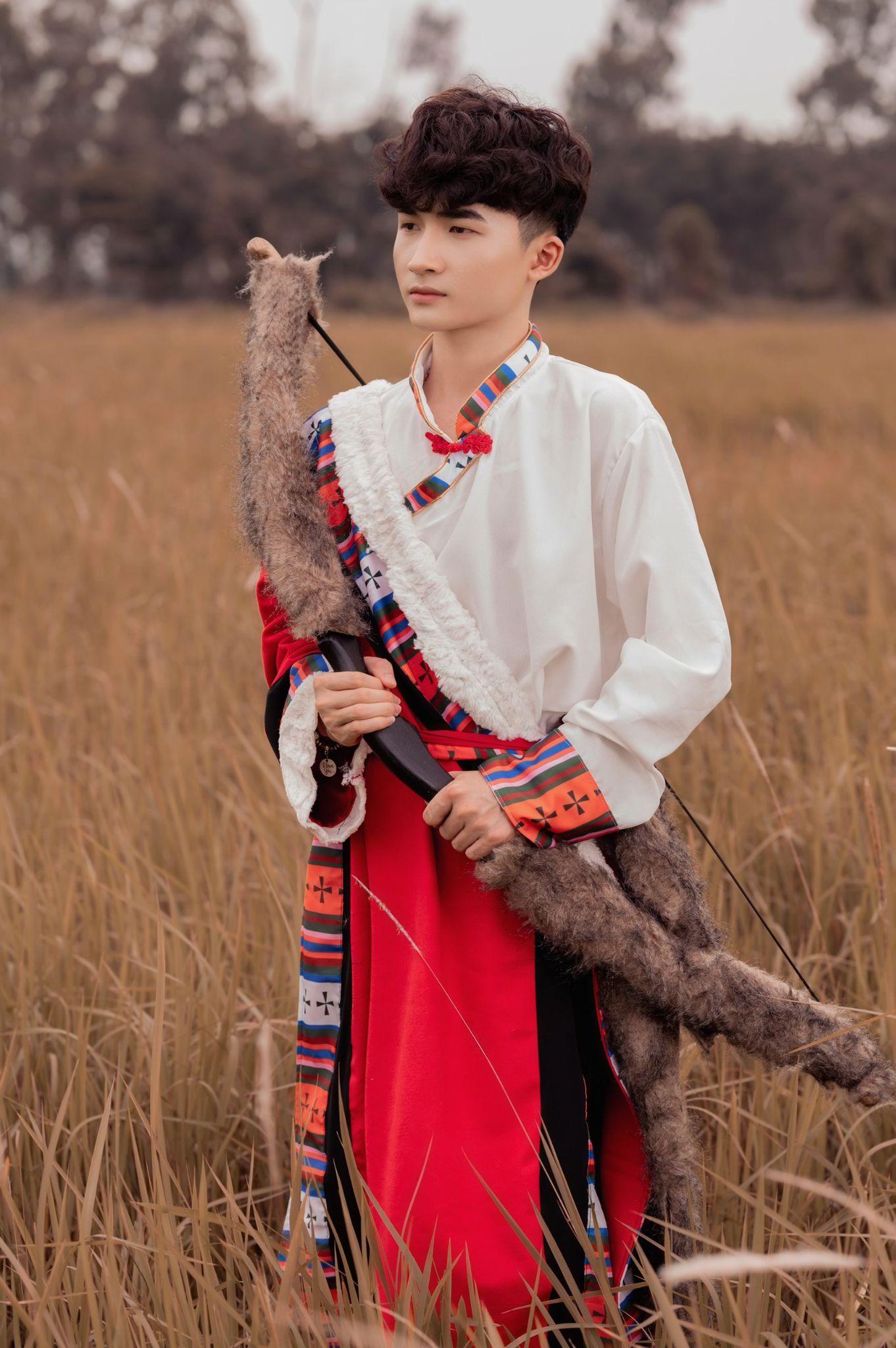 Nguyễn Quang Nam: Chàng trai trẻ với niềm đam mê cosplay thành nữ, thả hồn trong những bức ảnh cực chất - Ảnh 9.