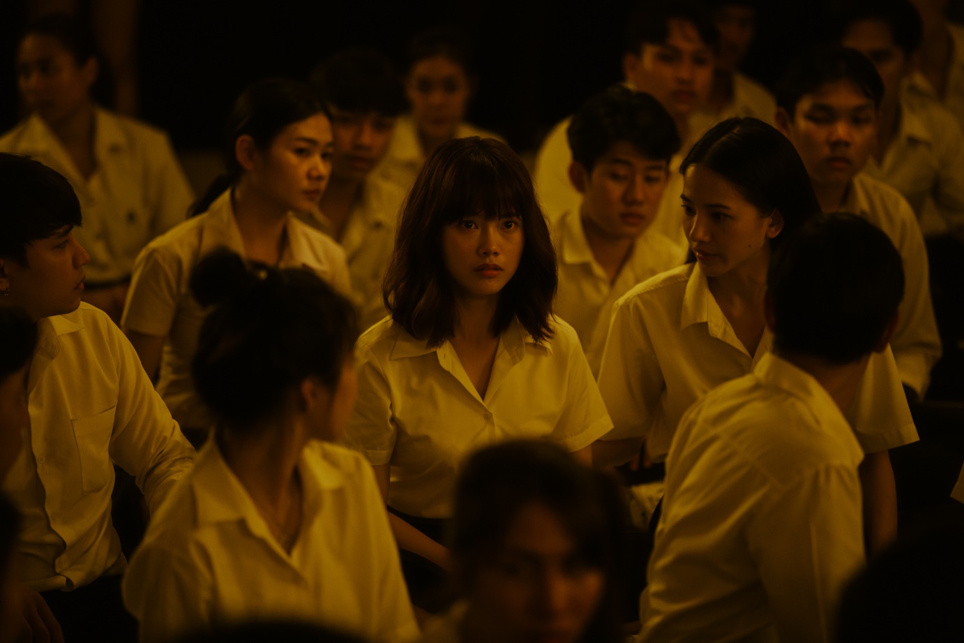 Bộ phim minh chứng rằng đôi khi ma không phải nhân vật đáng sợ nhất! - Ảnh 1. Bộ phim minh chứng rằng đôi khi ma không phải nhân vật đáng sợ nhất! - Ảnh 1.