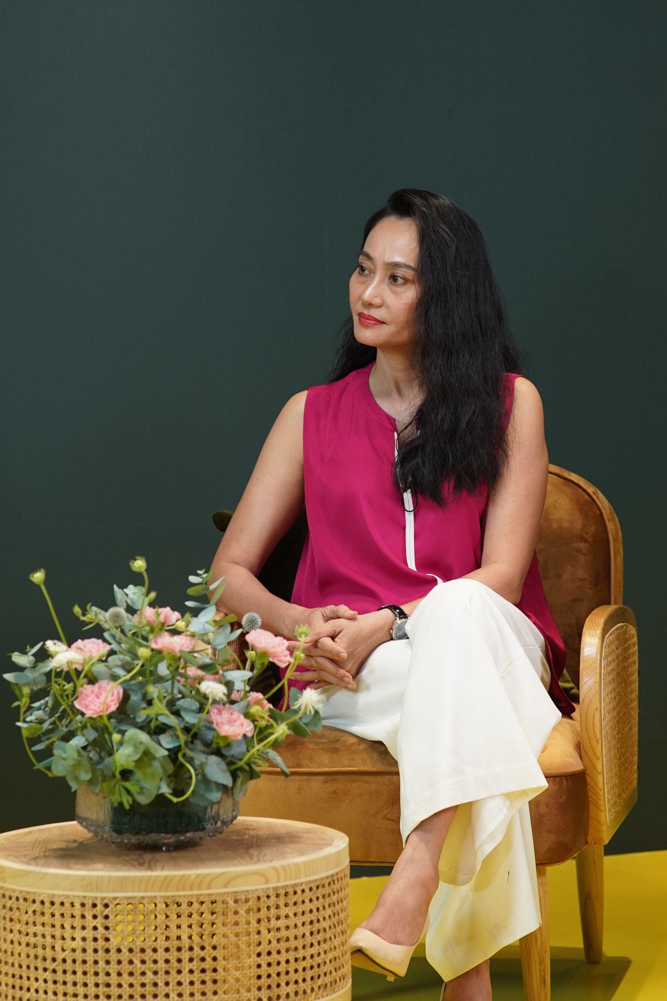 Đạo diễn phim Đ&ecirc;m tối rực rỡ: Ranh giới giữa phim nghệ thuật v&agrave; phản cảm kh&ocirc;ng r&otilde; r&agrave;ng v&igrave; n&oacute; qu&aacute; chủ quan - Ảnh 4.