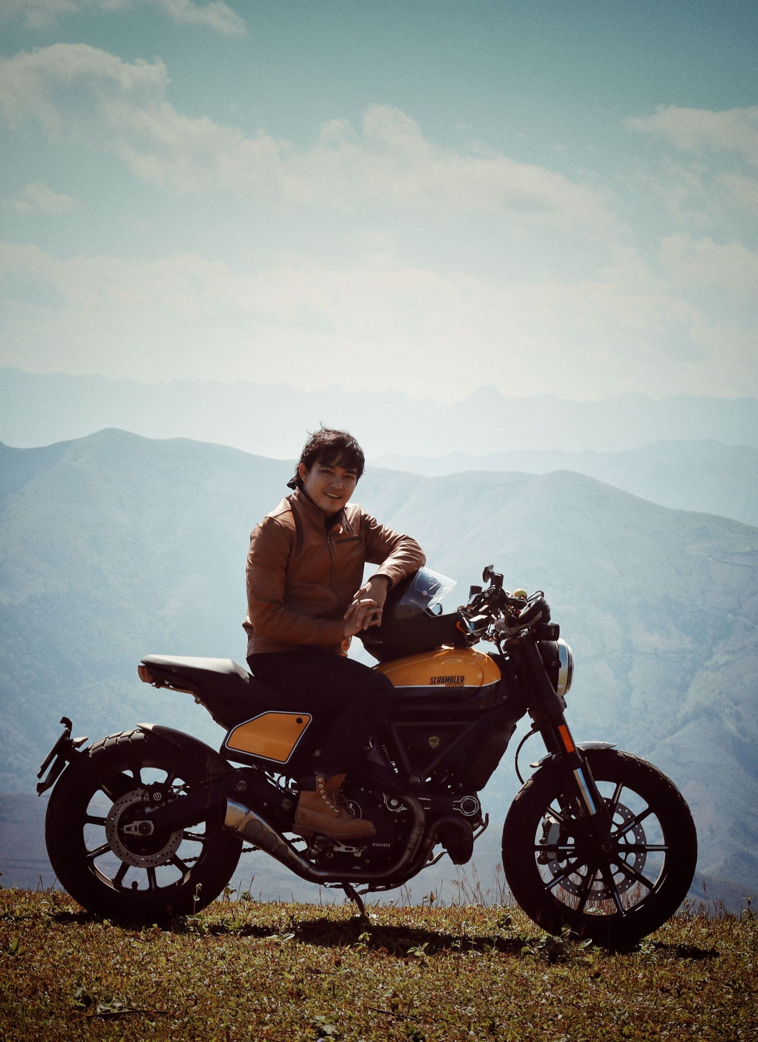 &ldquo;L&ograve;ng tham v&ocirc; đ&aacute;y&rdquo; của người đi v&ograve;ng quanh thế giới Trần Đặng Đăng Khoa - Ảnh 3.