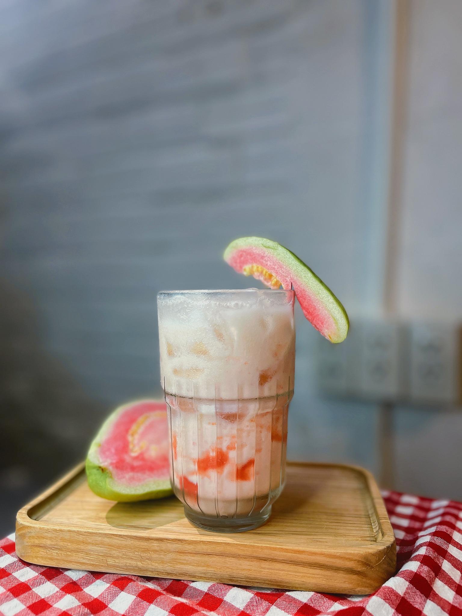 Kh&aacute;m ph&aacute; qu&aacute;n cafe độc đ&aacute;o với kh&ocirc;ng gian kiến tr&uacute;c thập ni&ecirc;n 70 ở TP. HCM - Ảnh 7.