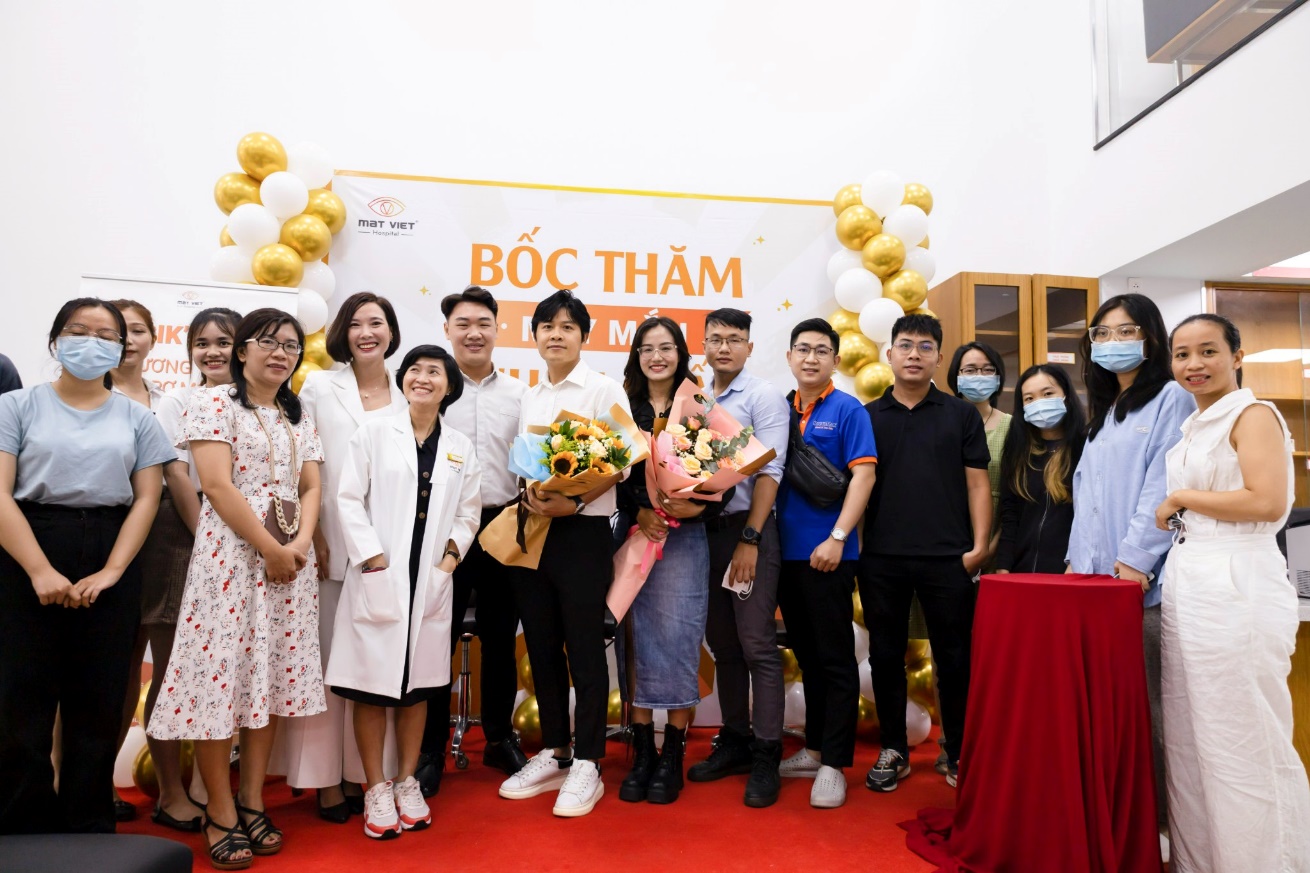 Lasik’s Day: Giai đoạn 2 với cơ hội 100% bốc là trúng tại trung tâm Mắt Việt Cộng Hòa - Ảnh 1.