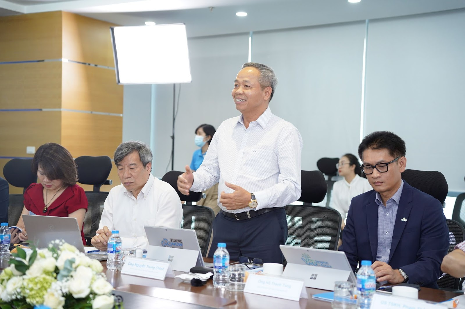 Bộ trưởng Nguyễn Kim Sơn: Mong Trường Đại học CMC trở thành hình mẫu - Ảnh 2. Bộ trưởng Nguyễn Kim Sơn: Mong Trường Đại học CMC trở thành hình mẫu - Ảnh 2.