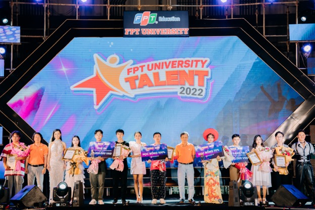 Hành trình đăng quang của Quán quân FPT University Talent 2022 - Ảnh 1.
