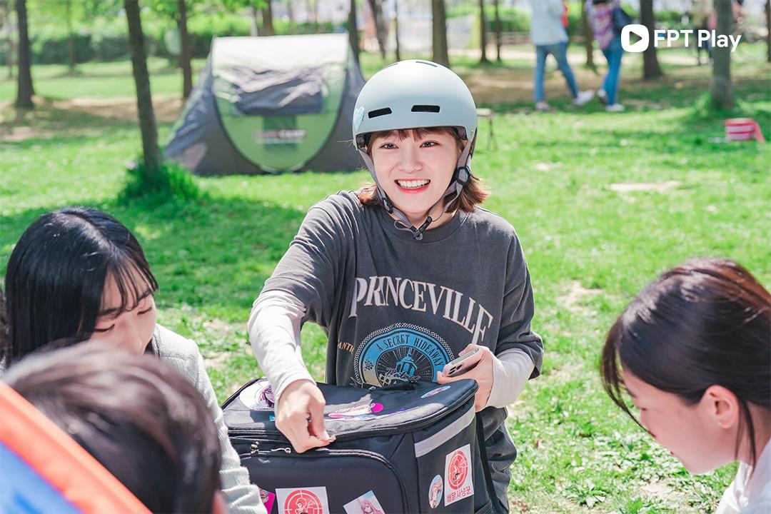 Hai trai đẹp đóng cùng Kim Se Jeong trong phim mới trên FPT Play: Người ấm áp ân cần, kẻ thông minh nhưng lạnh lùng - Ảnh 1. Hai trai đẹp đóng cùng Kim Se Jeong trong phim mới trên FPT Play: Người ấm áp ân cần, kẻ thông minh nhưng lạnh lùng - Ảnh 1.