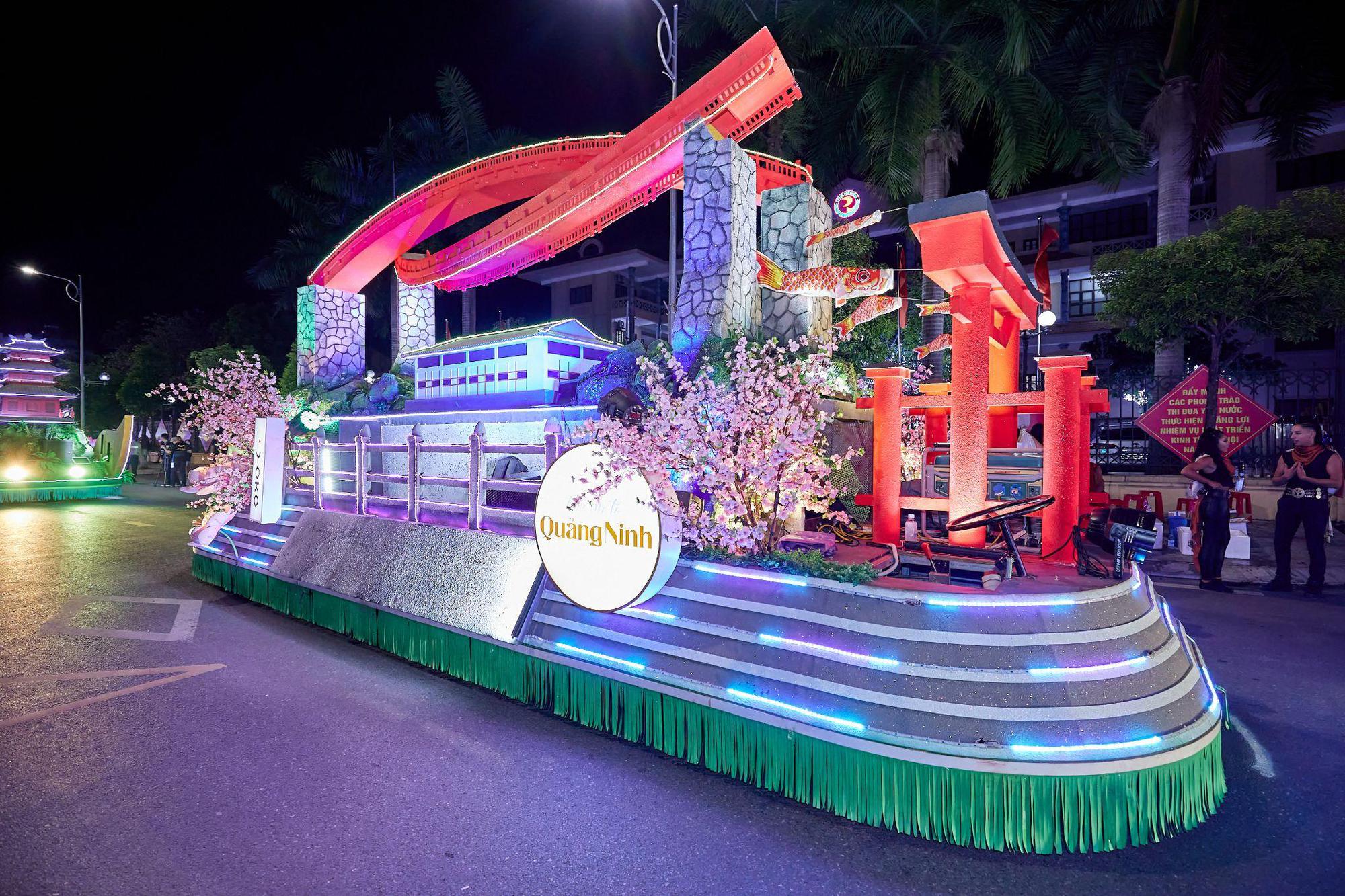 Hà Nam tưng bừng hai đêm Lễ hội đường phố Carnival đa màu sắc - Ảnh 3.