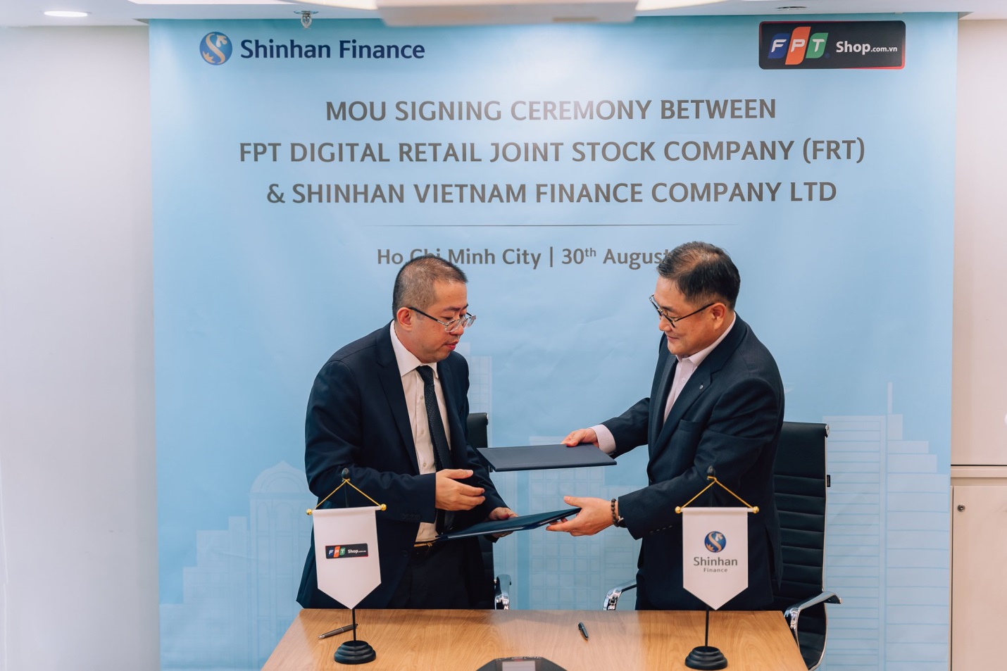 Shinhan Finance cùng FPT Retail đa dạng giải pháp tài chính lĩnh vực bán lẻ - Ảnh 2.