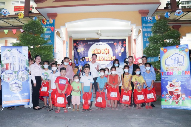 Thảo Lương Home mang Trung thu ấm áp đến cho trẻ em nghèo - Ảnh 3.