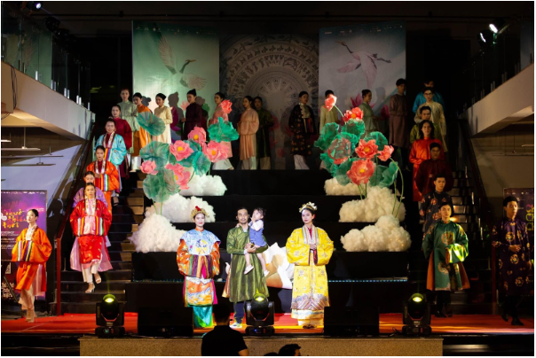 Chi Chi Chành Chành - Tuần lễ văn hóa đặc sắc tại Đại học FPT TP. HCM đến từ Câu lạc bộ Truyền thông Cóc Sài Gòn - Ảnh 9.