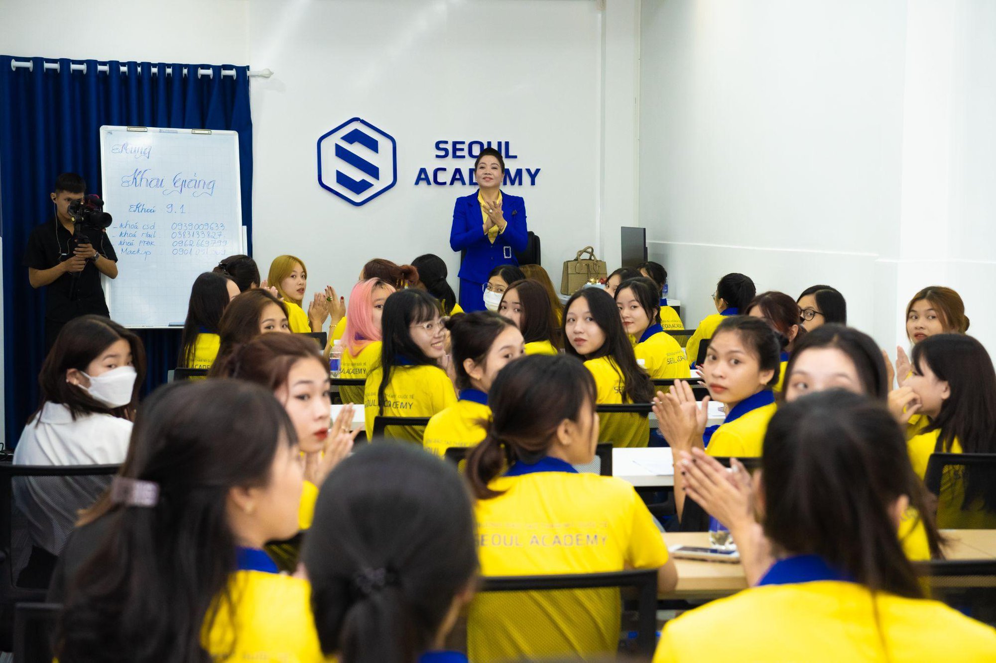 Seoul Academy Cần Thơ &quot;thất thủ&quot; trong ngày khai trương địa chỉ mới - Ảnh 2.