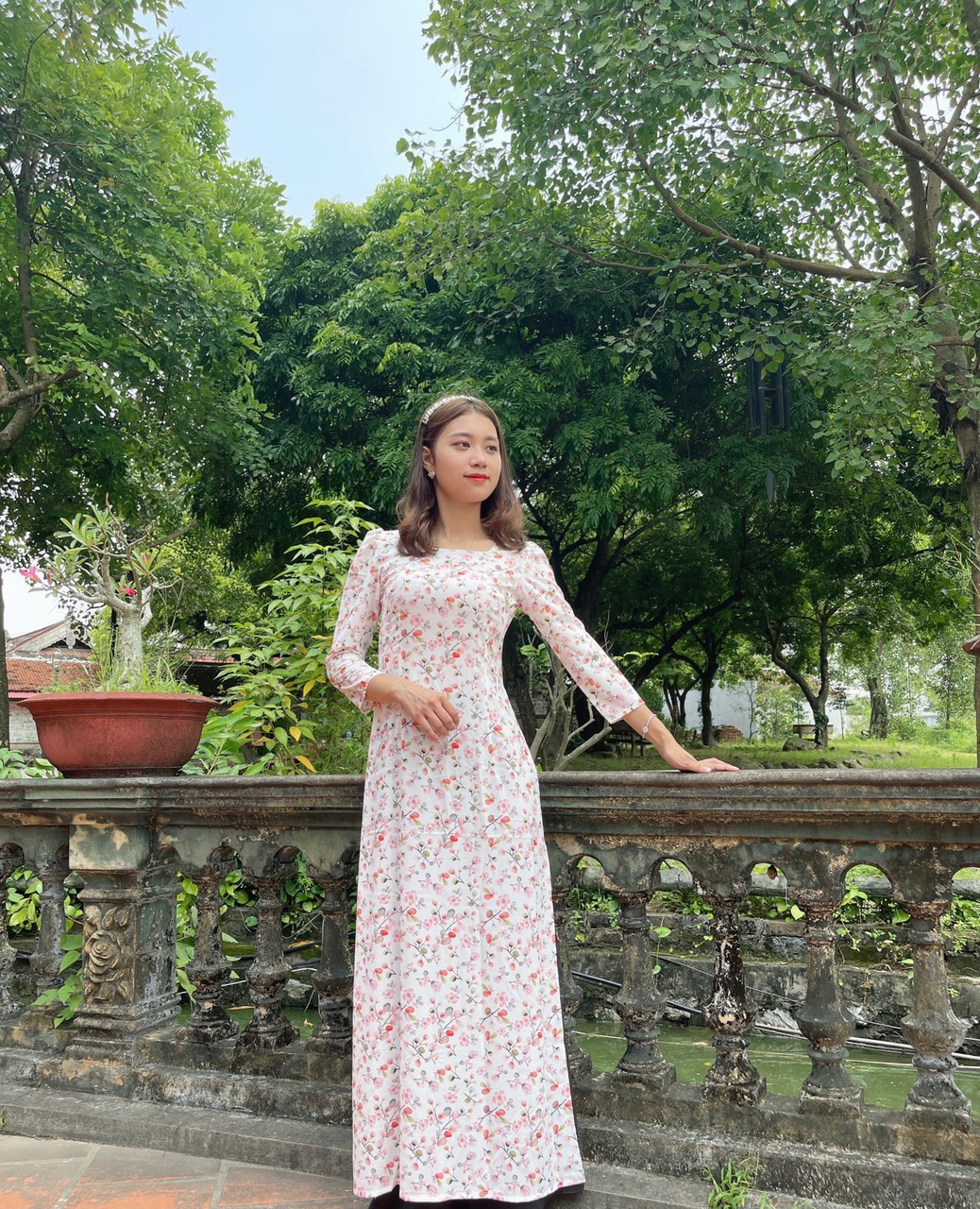 Áo dài Vân Oanh: Tà áo dài của thời hiện đại - Ảnh 4.