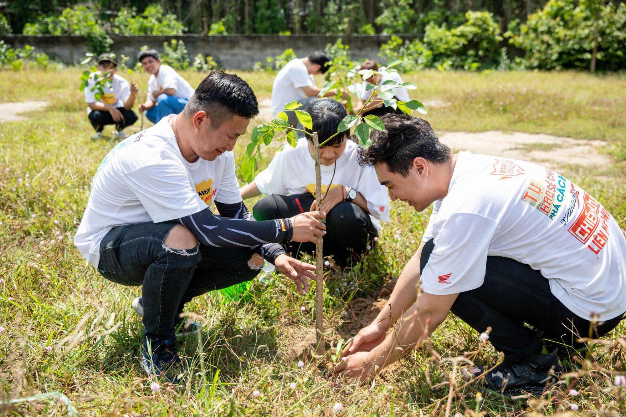 Liên Minh Winner mang Tết Trung Thu đến các thiếu nhi hiếu học - Ảnh 2.