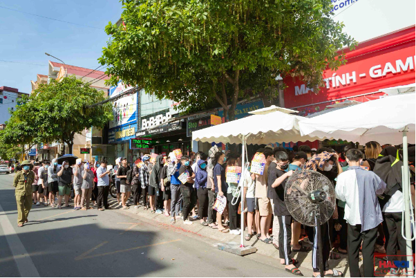 Hacom tưng bừng khuyến mãi - mừng khai trương chi nhánh thứ 19 tại quận Tân Phú, TP. Hồ Chí Minh - Ảnh 3.