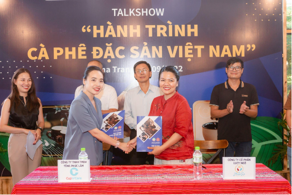 Nữ tiếp viên hàng không và quyết tâm đưa cà phê Việt Nam ra thế giới - Ảnh 4.
