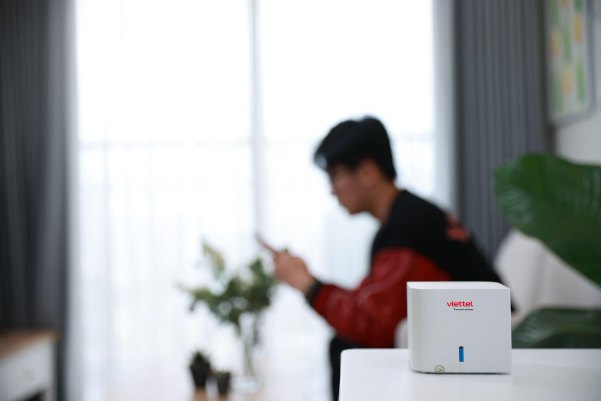 1 tháng dùng Viettel Home Wifi: Sóng căng, không lo &quot;góc chết&quot;, rất hợp với nhà nhiều tầng - Ảnh 5.