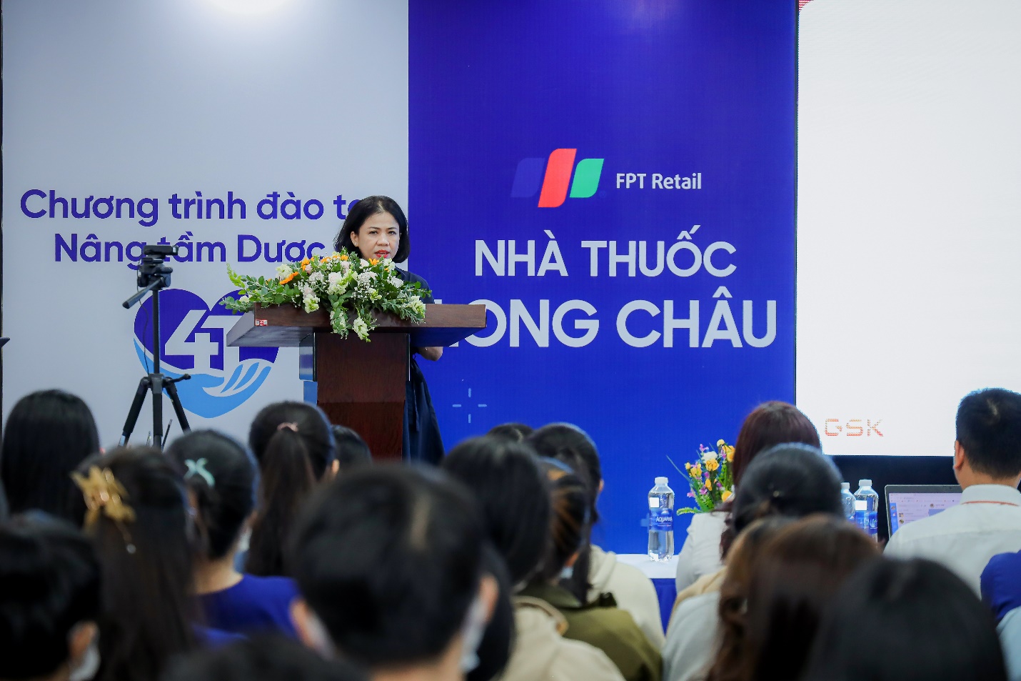 FPT Long Châu cùng GSK Việt Nam tổ chức khóa đào tạo dược sĩ “Pharmacist Master Class” tiên phong tại Việt Nam - Ảnh 2.