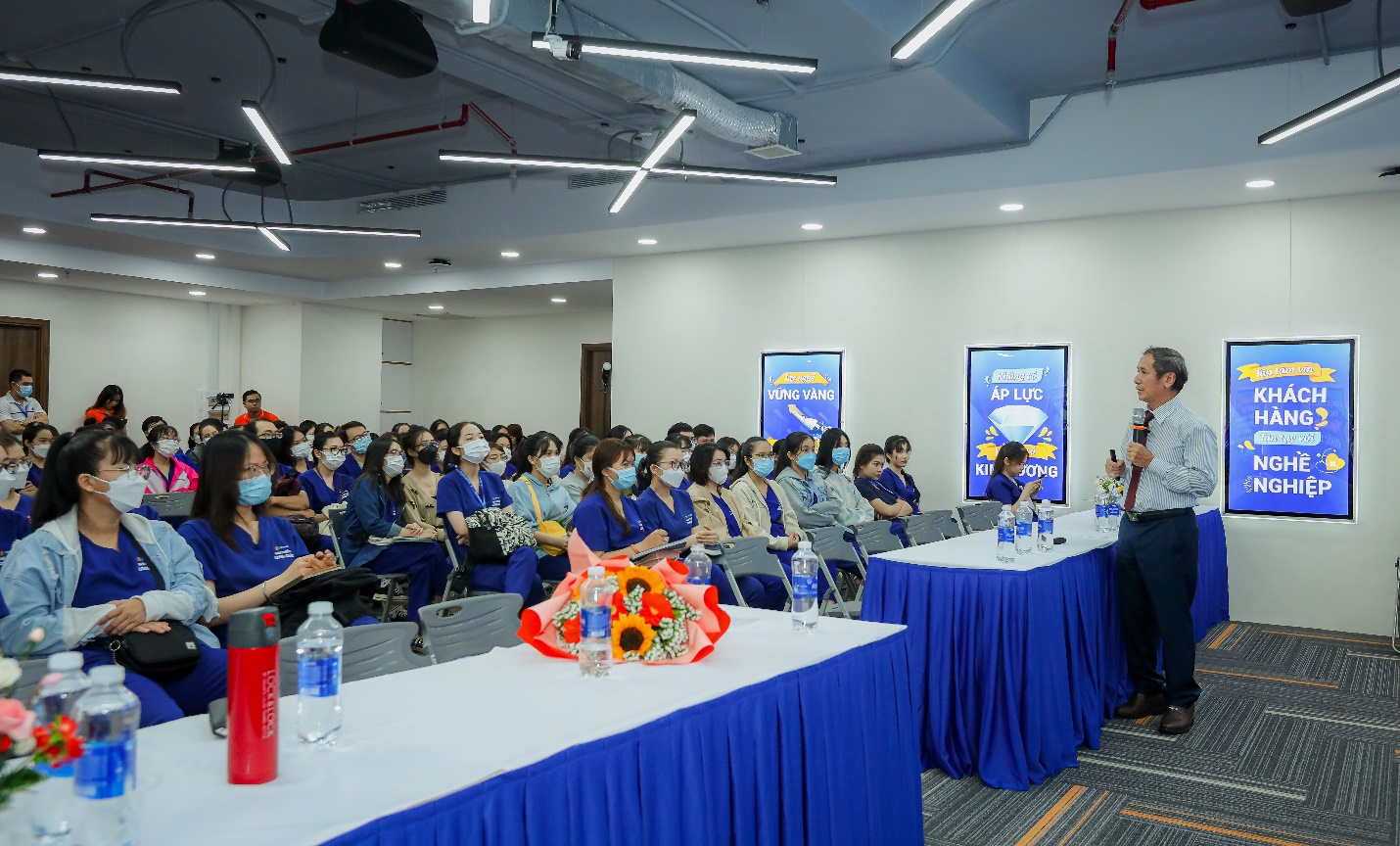 FPT Long Châu cùng GSK Việt Nam tổ chức khóa đào tạo dược sĩ “Pharmacist Master Class” tiên phong tại Việt Nam - Ảnh 3.