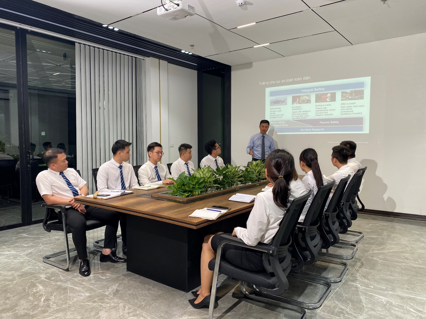 An Du đón nhận giải thưởng “Nơi làm việc tốt nhất Châu Á 2022” - Ảnh 1. An Du đón nhận giải thưởng “Nơi làm việc tốt nhất Châu Á 2022” - Ảnh 1.