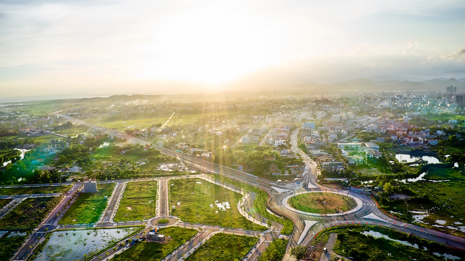 Cao tốc Vân Đồn – Móng Cái: Đòn bẩy ngoạn mục cho Quảng Ninh - Ảnh 2.