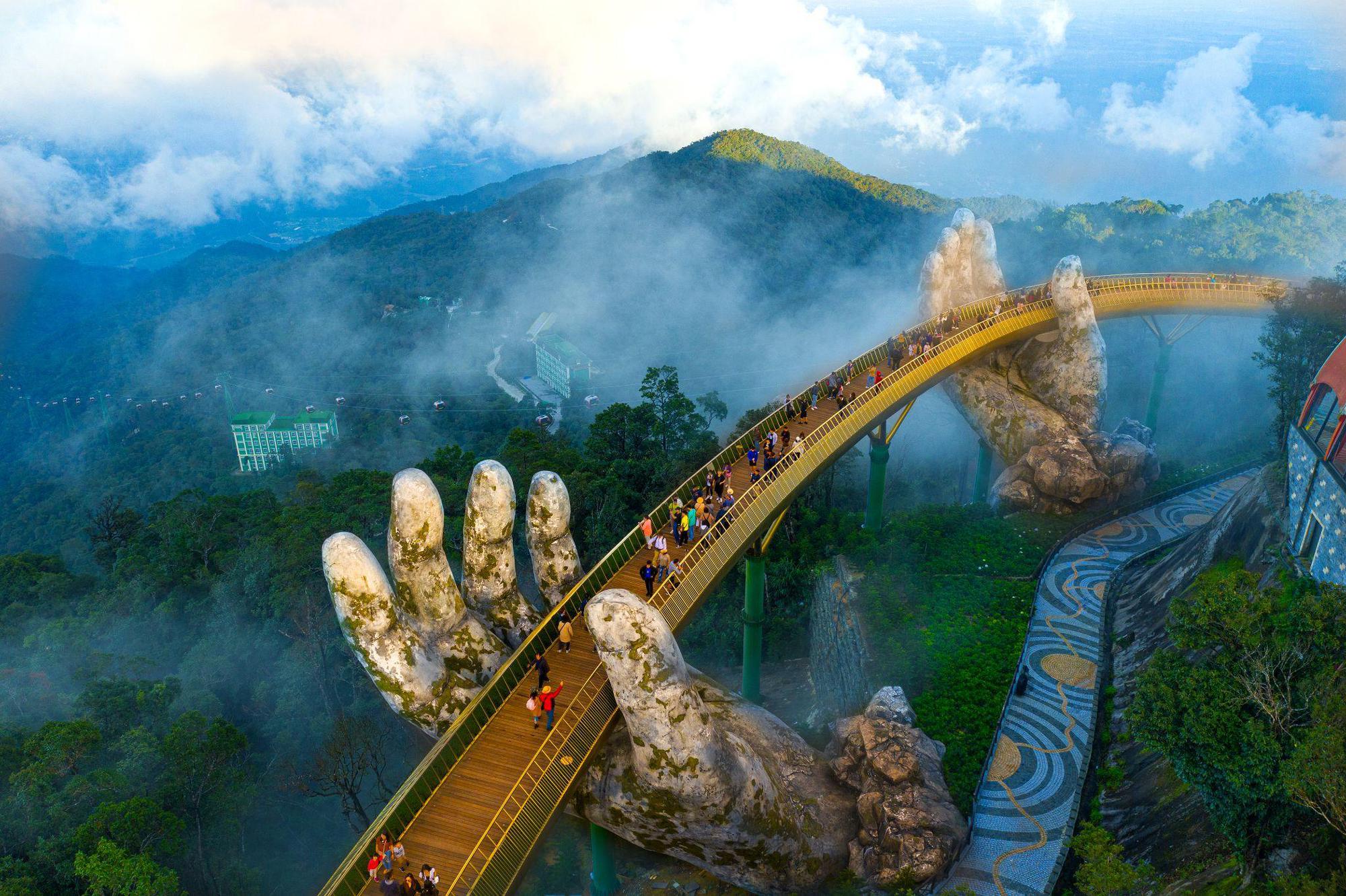 Du ngoạn Đà Nẵng, Tây Ninh ngay tại hội chợ ITE TP. HCM qua kính VR - Ảnh 5. Du ngoạn Đà Nẵng, Tây Ninh ngay tại hội chợ ITE TP. HCM qua kính VR - Ảnh 5.