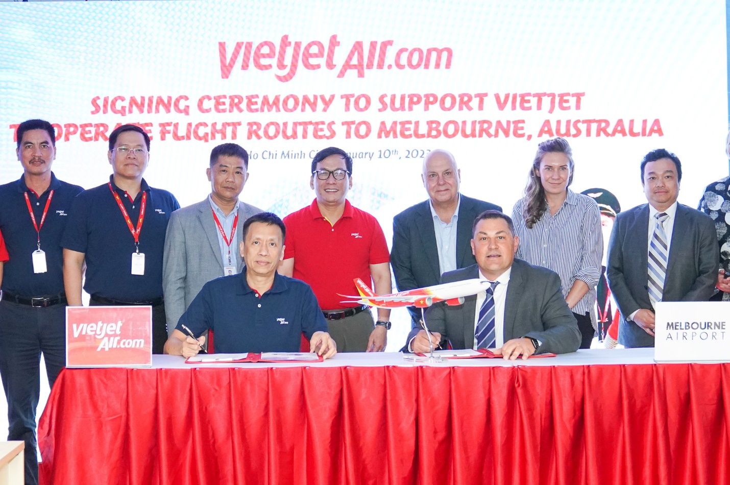 Lãnh đạo Vietjet cùng Bộ trưởng bang Victoria (Úc) công bố đường bay thẳng giữa TP. Hồ Chí Minh và Melbourne - Ảnh 3.