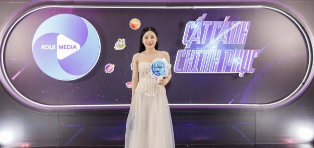 TikTok Live Việt Nam - Annual Rising Star 2022: Kolsme được vinh danh là đối tác hàng đầu - Ảnh 13.