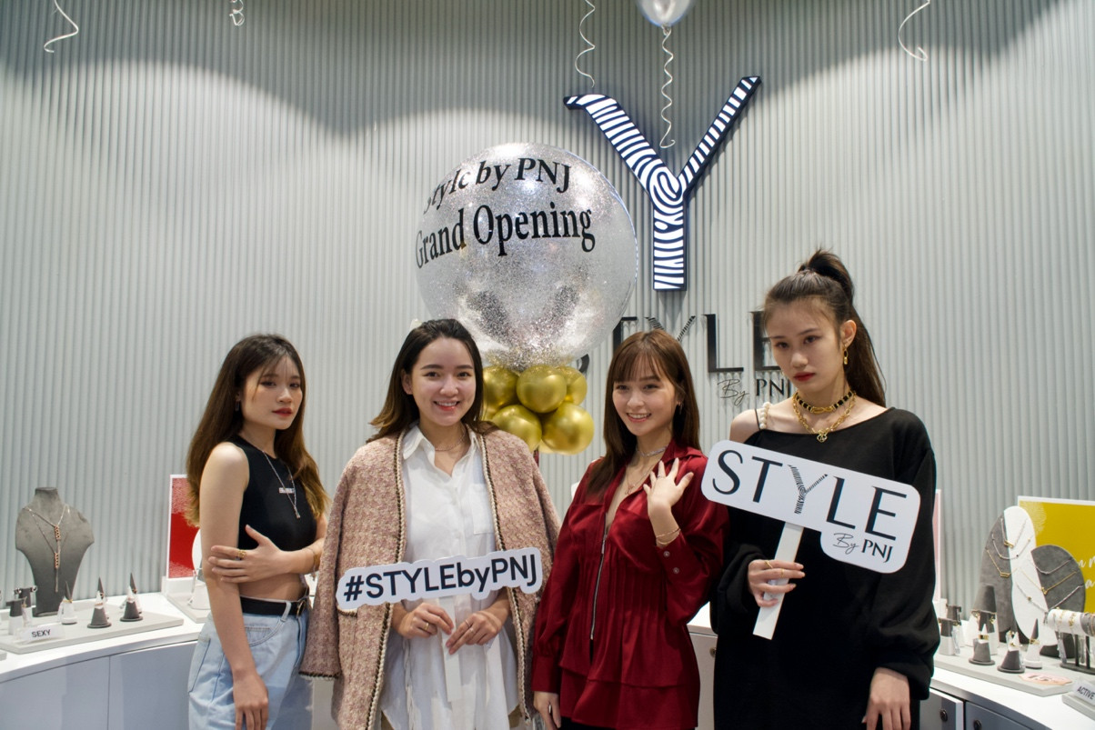 Biến hoá phiên bản cá tính năm mới cùng STYLE by PNJ - Ảnh 6. Biến hoá phiên bản cá tính năm mới cùng STYLE by PNJ - Ảnh 6.
