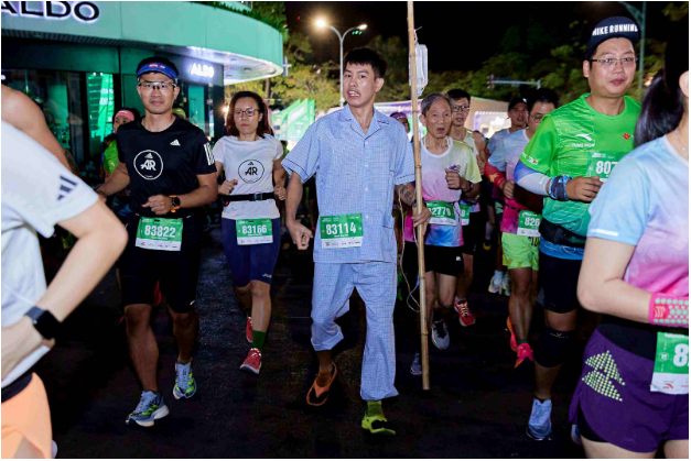 Những runner siêu hot tại VPIM 2023  - Ảnh 10.