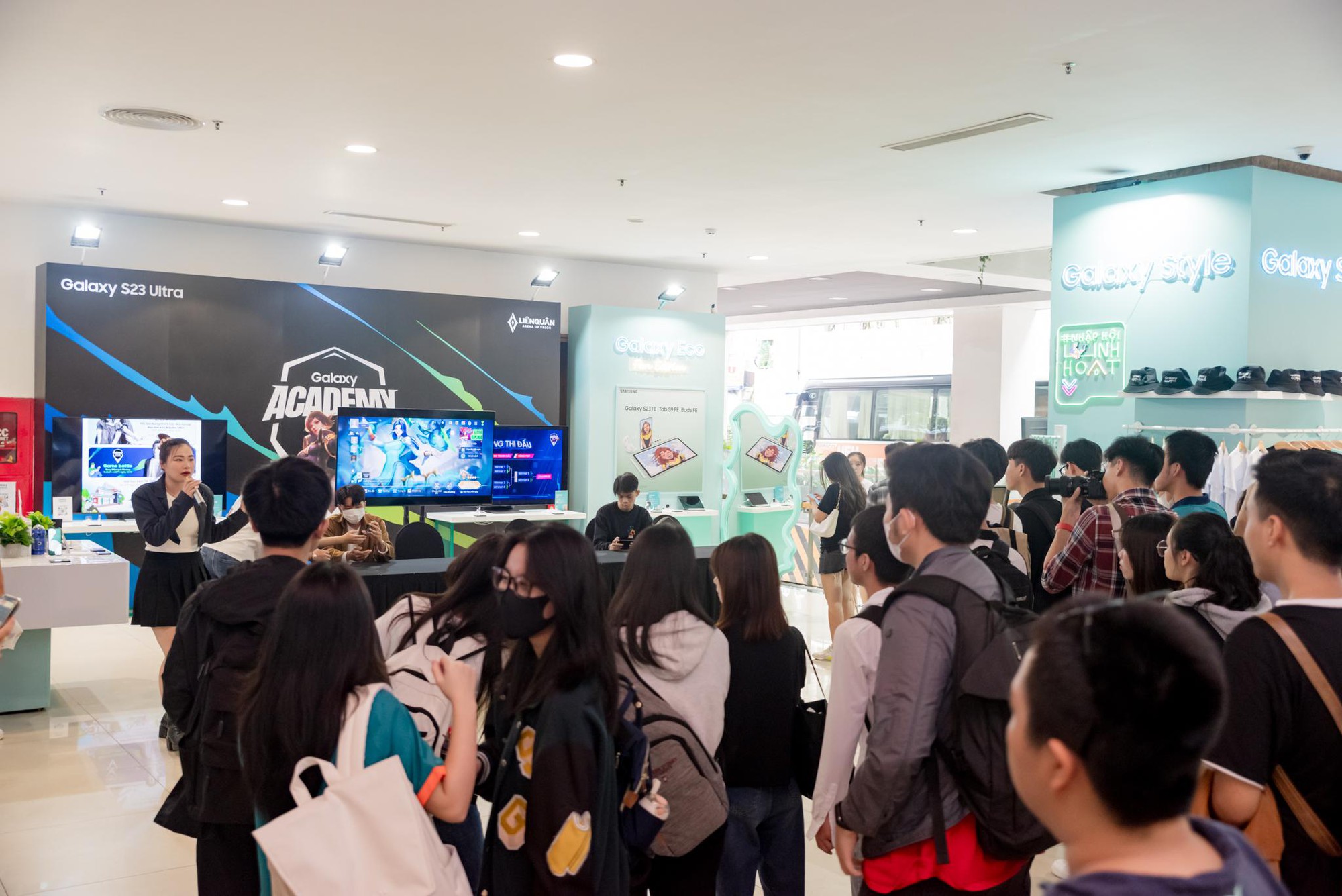 Tiếp tục đón lượng sinh viên khổng lồ, Samsung Galaxy Campus chứng tỏ sức hút “không thể chối từ” - Ảnh 4.