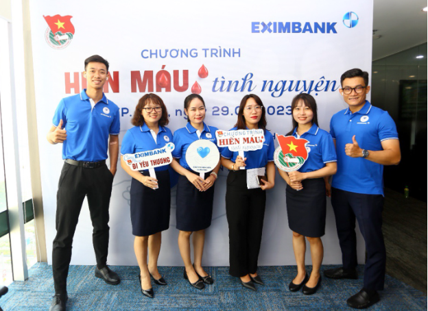 Eximbank tổ chức ngày hội hiến máu vì cộng đồng năm 2023 - Ảnh 2.