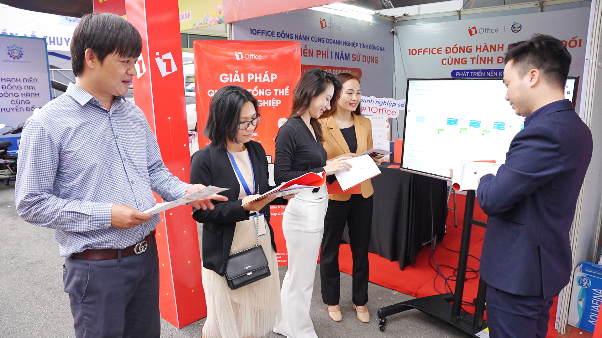 1Office khởi động dự án DX100 cùng doanh nghiệp tỉnh Đồng Nai - Ảnh 3.