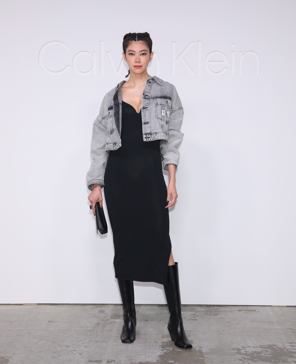 Calvin Klein chính thức ra mắt bộ sưu tập Calvin Klein Jeans Fall 2023 - Ảnh 7.