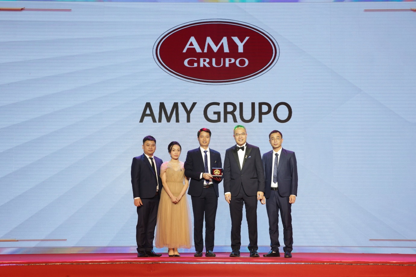 AMY GRUPO vinh dự nhận giải thưởng “Nơi làm việc tốt nhất châu Á năm 2023” - Ảnh 2.