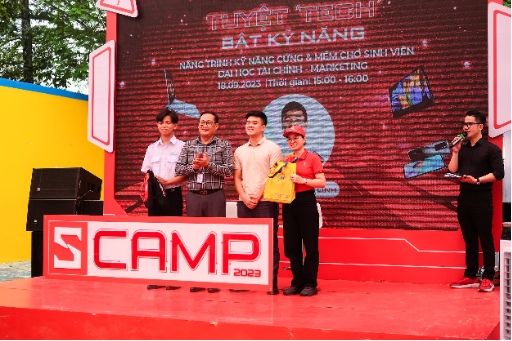 CellphoneS thu hút 150.000 sinh viên tham gia sự kiện công nghệ S-Camp 2023 - Ảnh 4. CellphoneS thu hút 150.000 sinh viên tham gia sự kiện công nghệ S-Camp 2023 - Ảnh 4.