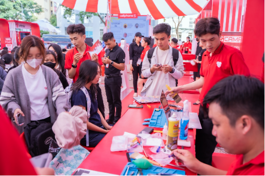 CellphoneS thu hút 150.000 sinh viên tham gia sự kiện công nghệ S-Camp 2023 - Ảnh 5. CellphoneS thu hút 150.000 sinh viên tham gia sự kiện công nghệ S-Camp 2023 - Ảnh 5.