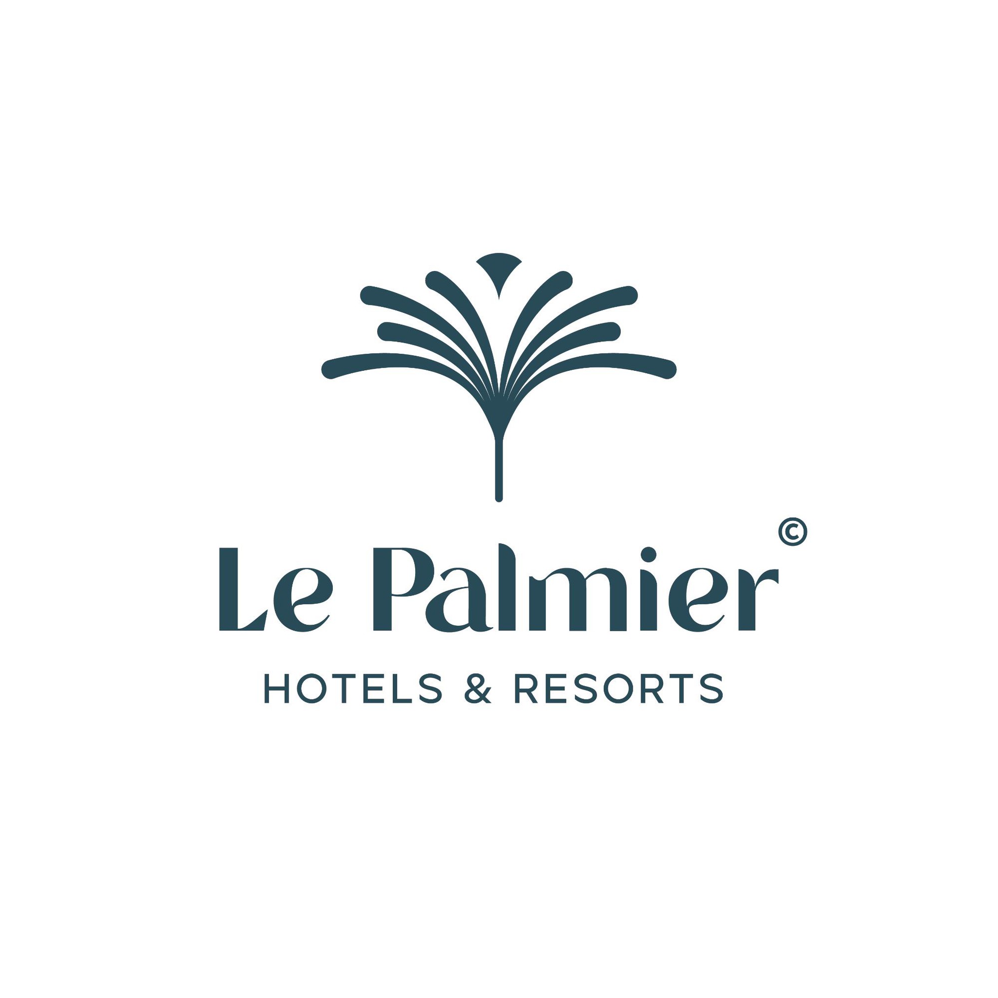 Đông Tây Hotel chính thức đổi tên thành Le Palmier Hotels  Resorts - Ảnh 1.