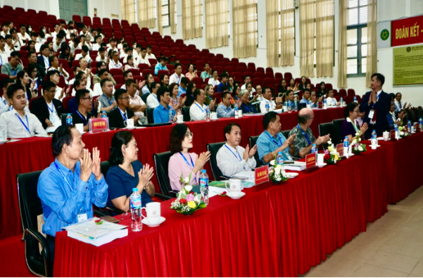 Học viện Nông nghiệp Việt Nam tổ chức Hội thảo khoa học &quot; Ứng dụng Gis toàn quốc 2023&quot; - Ảnh 1.